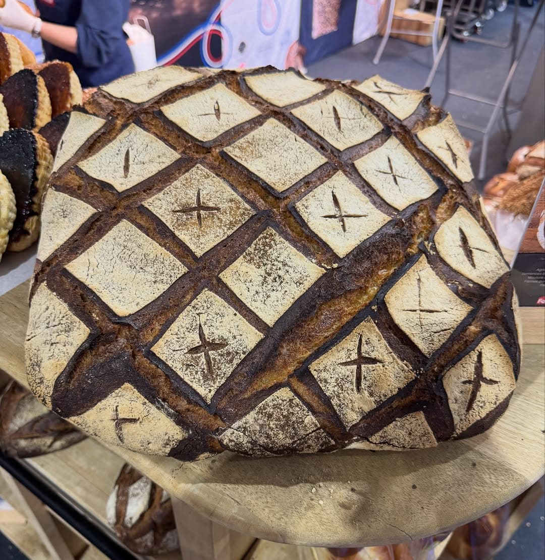 Produits présentés au parc des expositions à Rouen ce week-ends.
Une gamme de pain 100% levain , sa